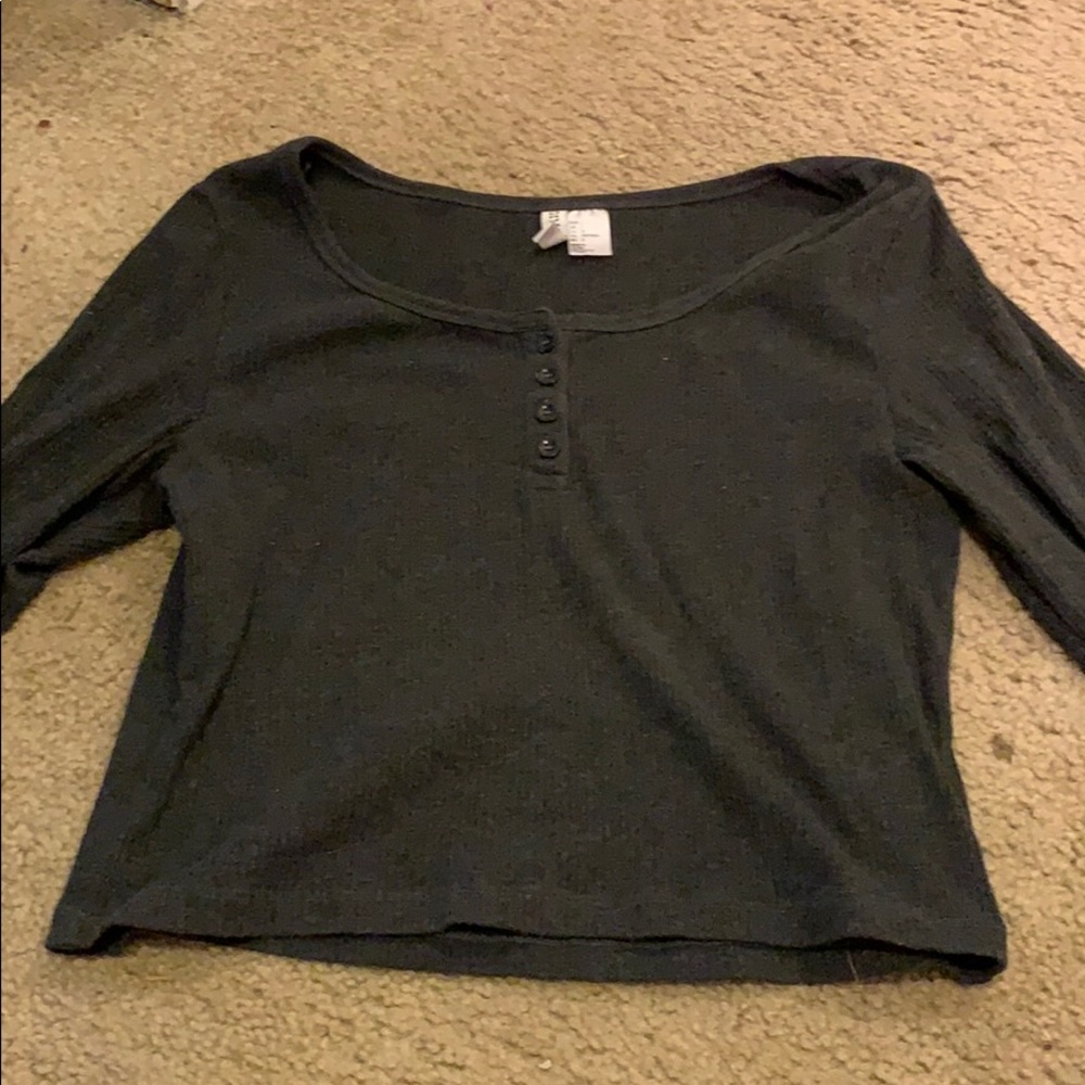 Long sleeve crop top